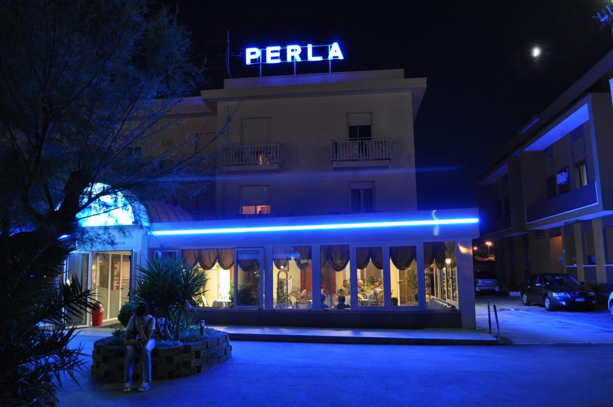 Hotel Perla Senigallia Bagian luar foto